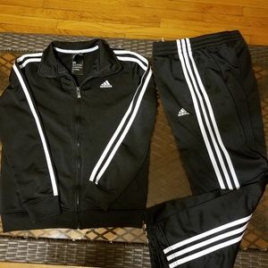 Adidas set for boys